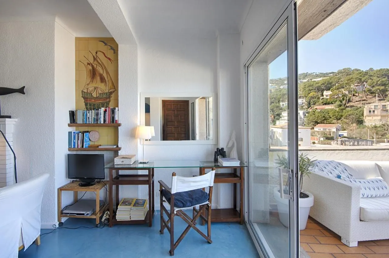 Penthouse Sa Riera Apartment Begur