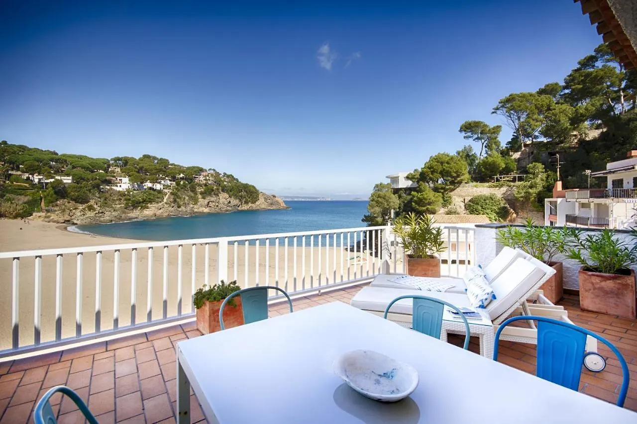Penthouse Sa Riera Apartment Begur