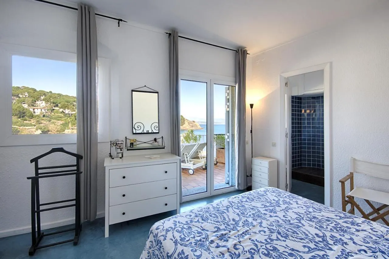 Penthouse Sa Riera Apartment Begur