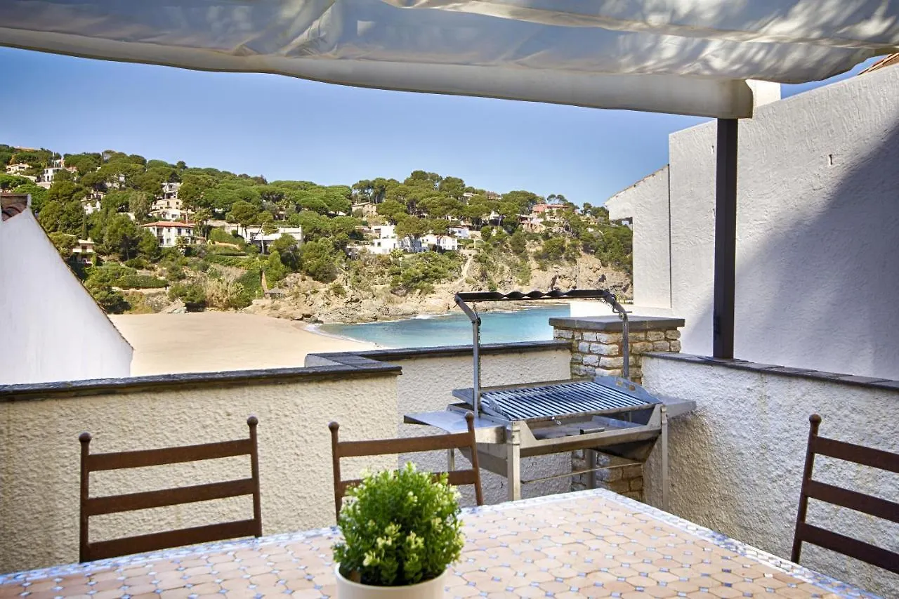 Penthouse Sa Riera Apartment Begur