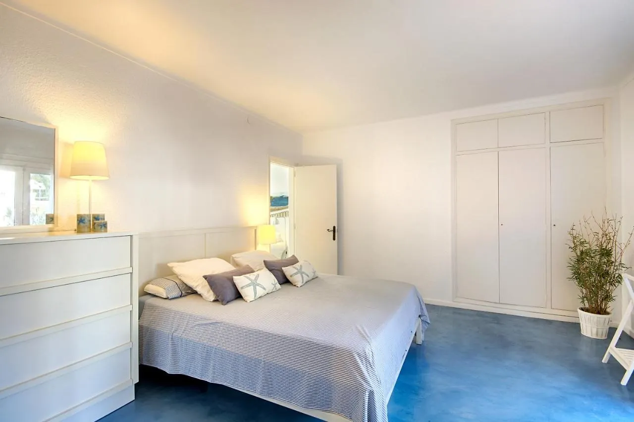 Penthouse Sa Riera Apartment Begur Spain