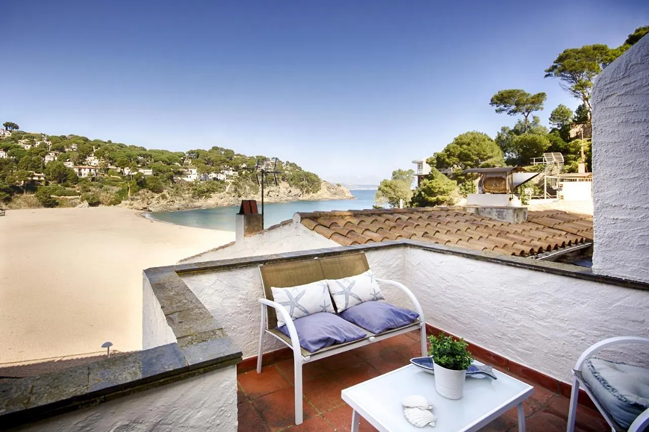 Penthouse Sa Riera Apartment Begur