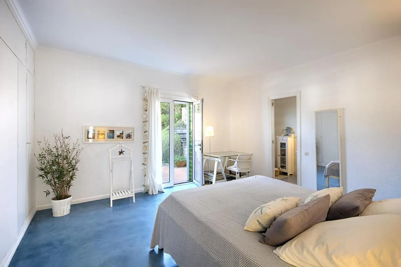 דירות בגור Penthouse Sa Riera
